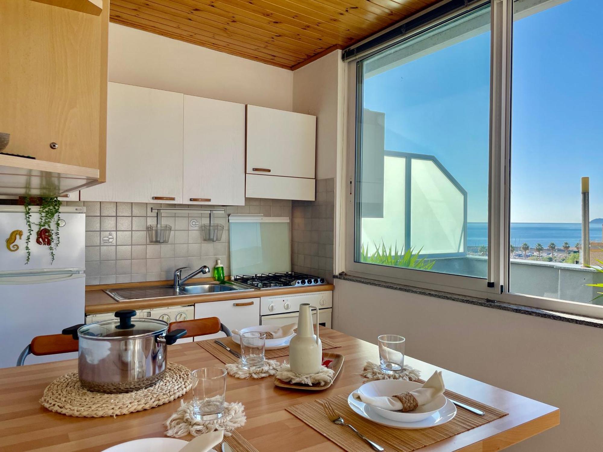 50 Mt Dalle Spiagge, Attico Vista Mare Appartement *